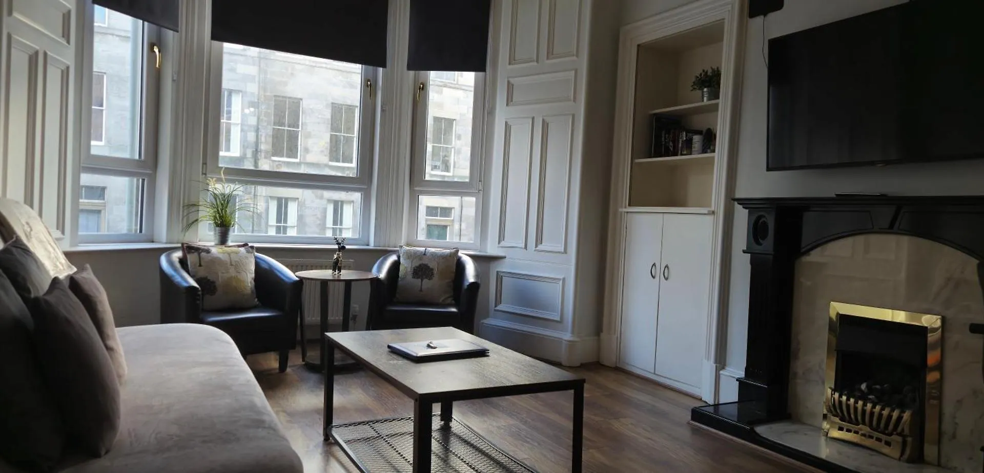Montgomery Central Apartment Edinburgh