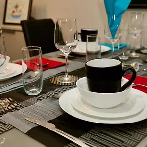 https://luxury-modern-belfast-city-centre-2-bed-apartment.belfasthotelsireland.com