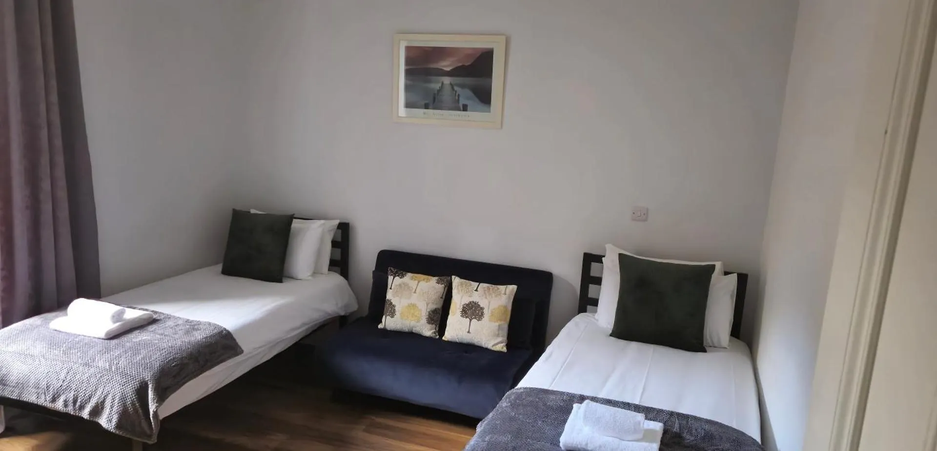 Montgomery Central Apartment Edinburgh 0*,