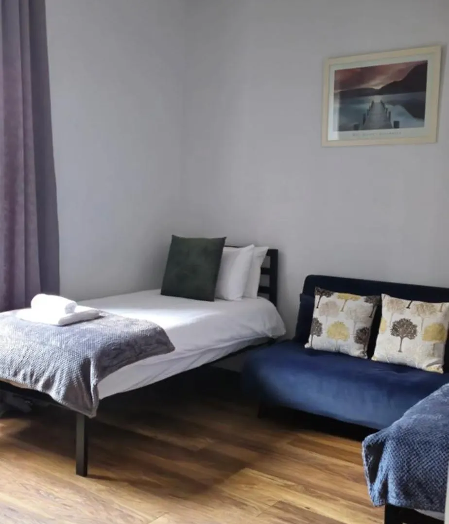 Montgomery Central Apartment Edinburgh