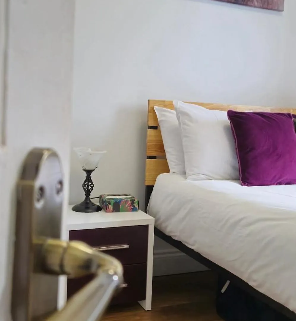 Montgomery Central Apartment Edinburgh United Kingdom