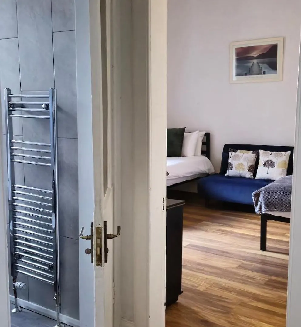 Montgomery Central Apartment Edinburgh 0*,  United Kingdom