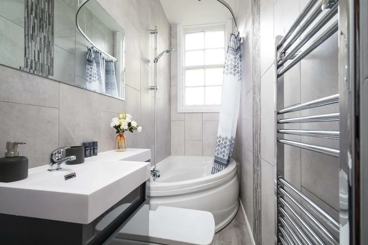 Montgomery Central Apartment Edinburgh 0*,  United Kingdom